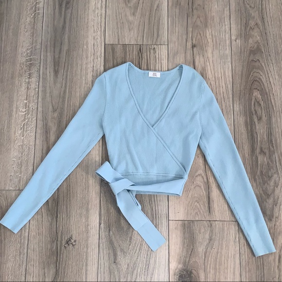 Aritzia Tops - Little Moon All Tied Up Longsleeve